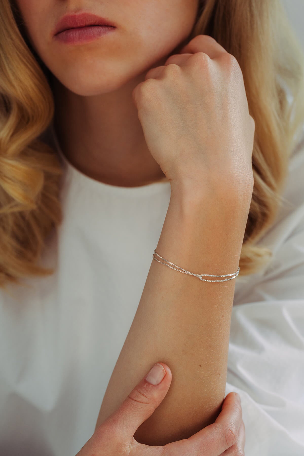 Cordy looped bracelet