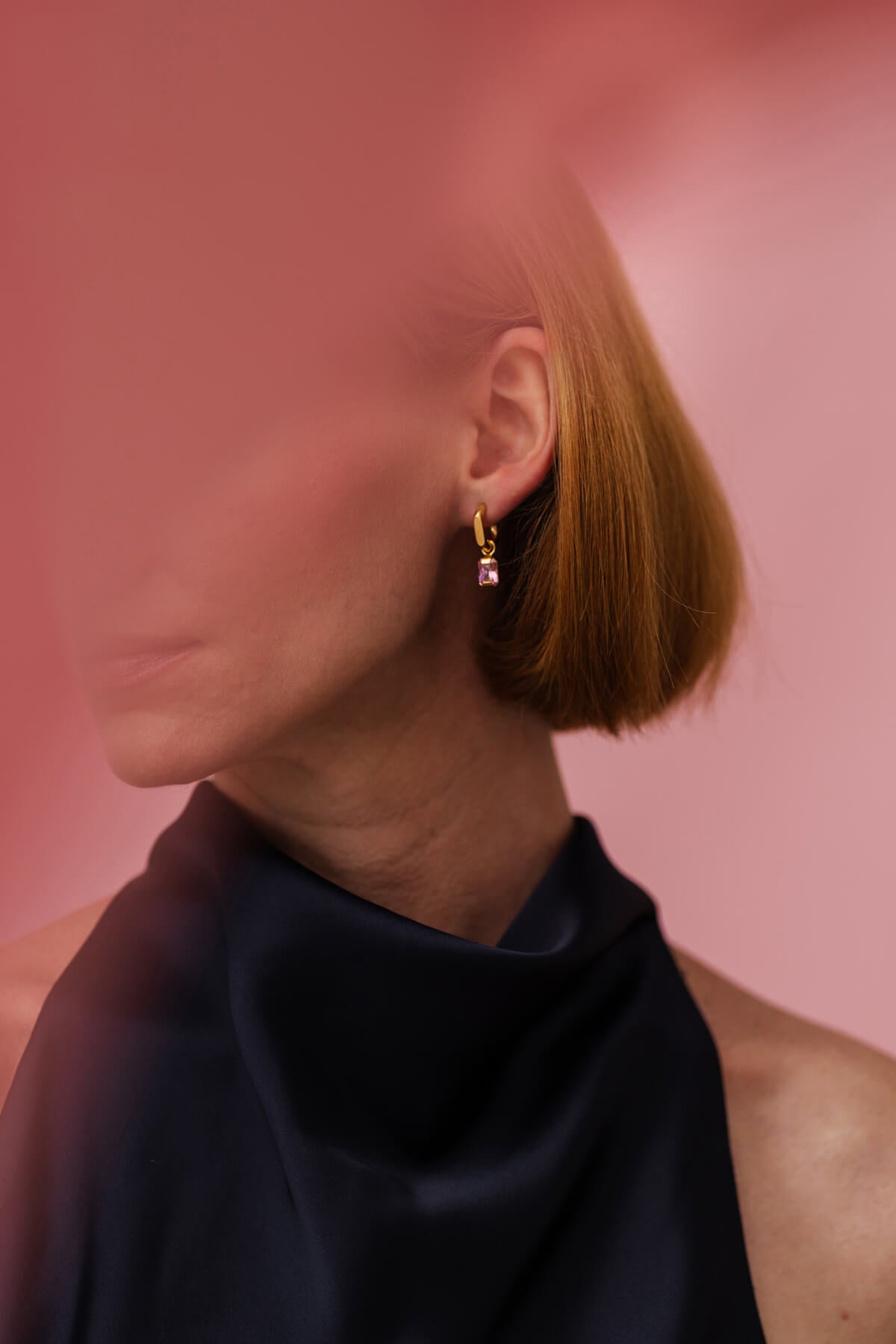 Anchor studs with cubic zirconia