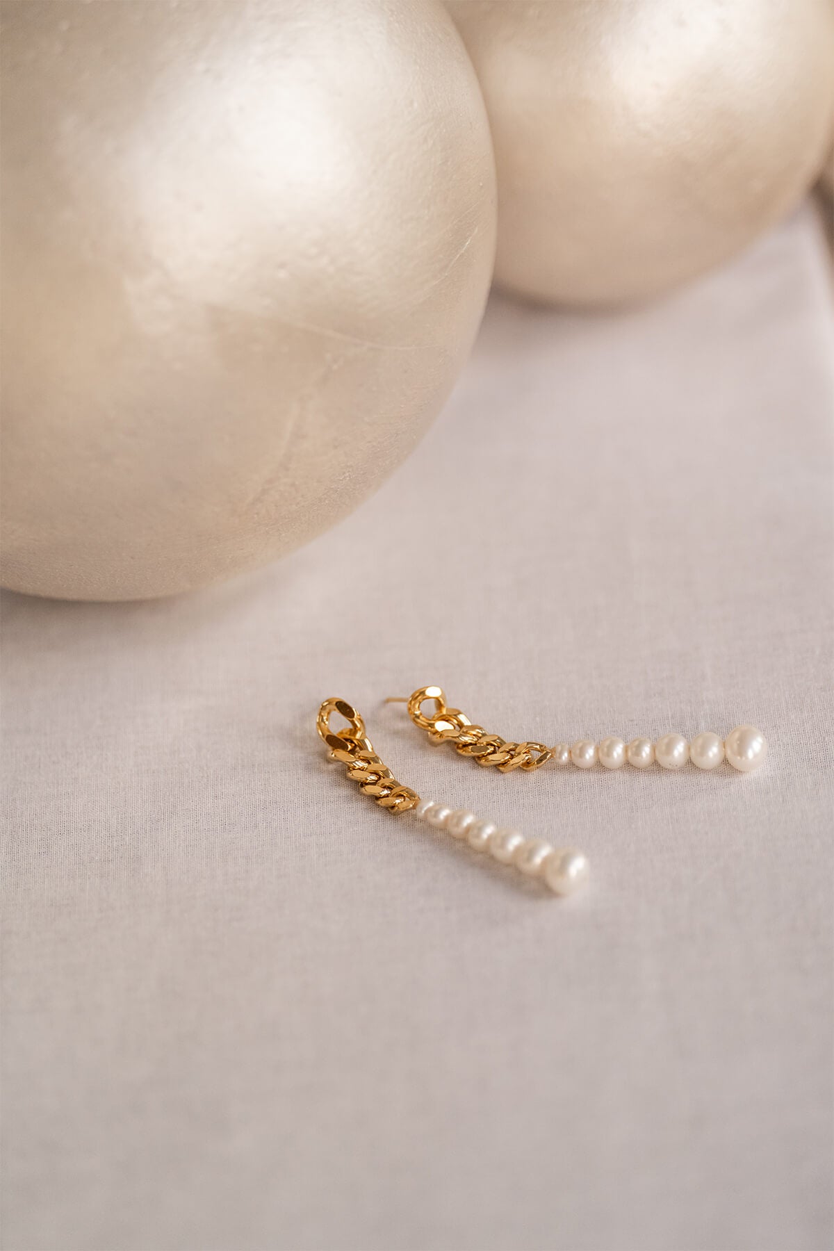 Ice pearl earrings