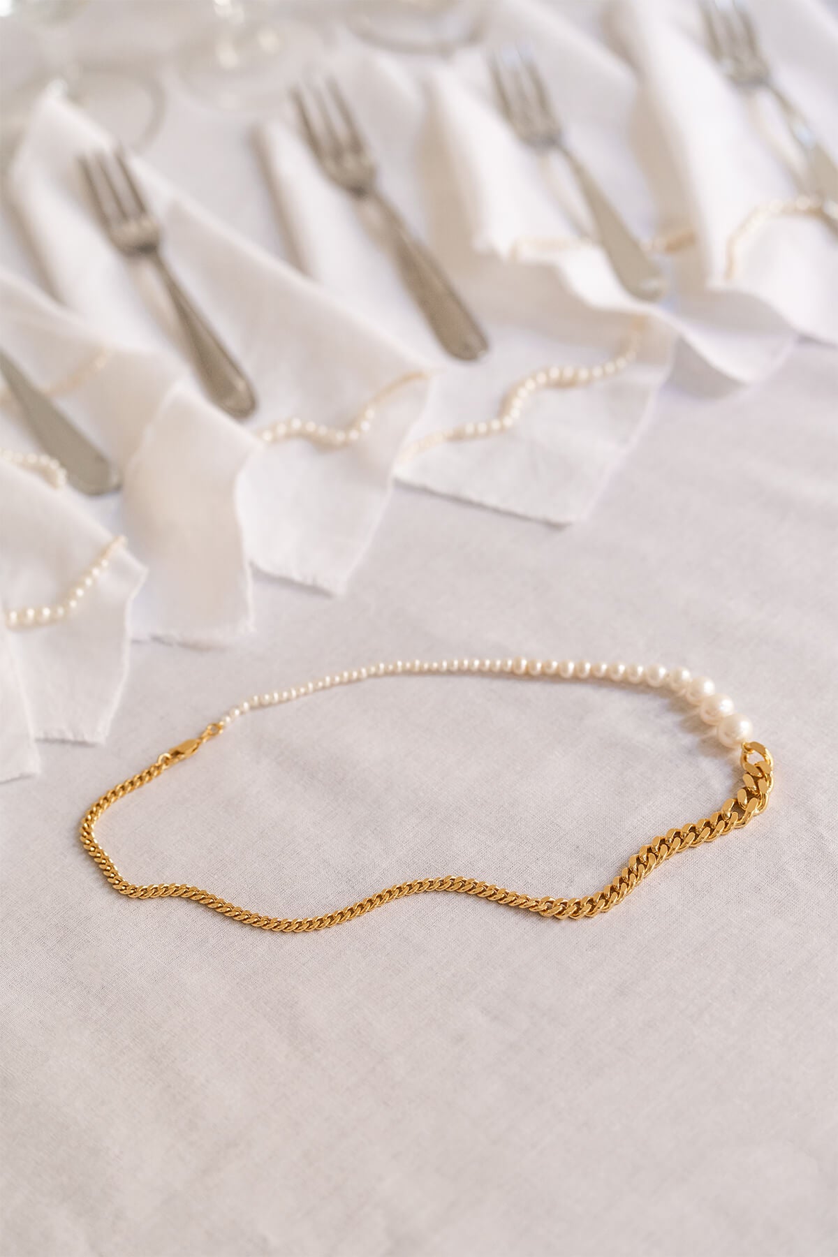 Ice pearl necklace