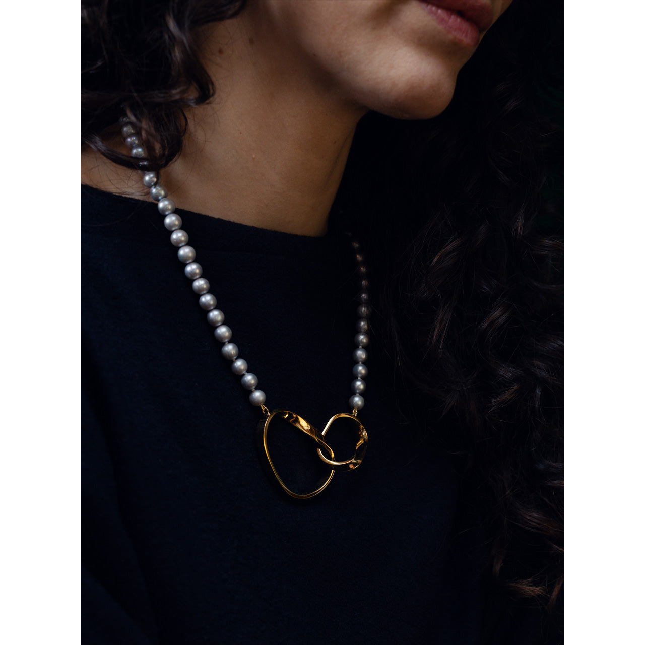 Moby necklace with pearl