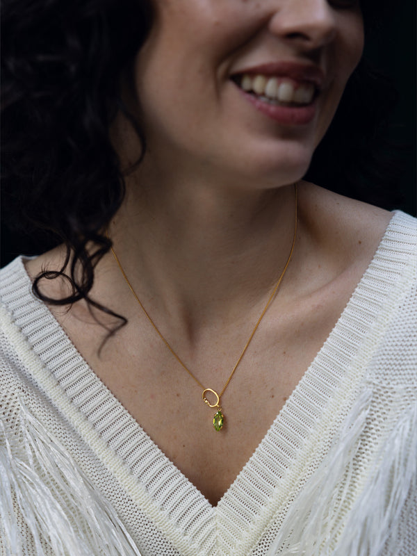 Twist necklace with crystal quartz