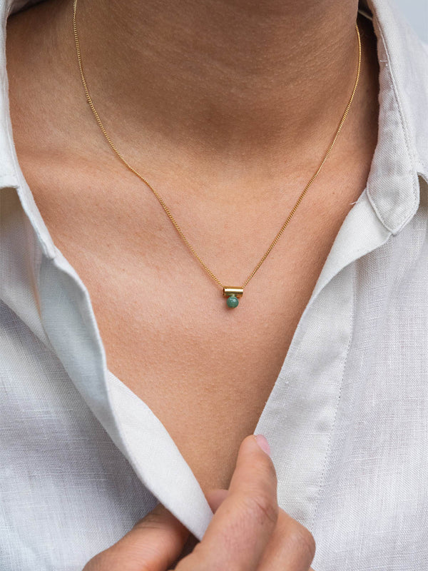 agate pendant necklace