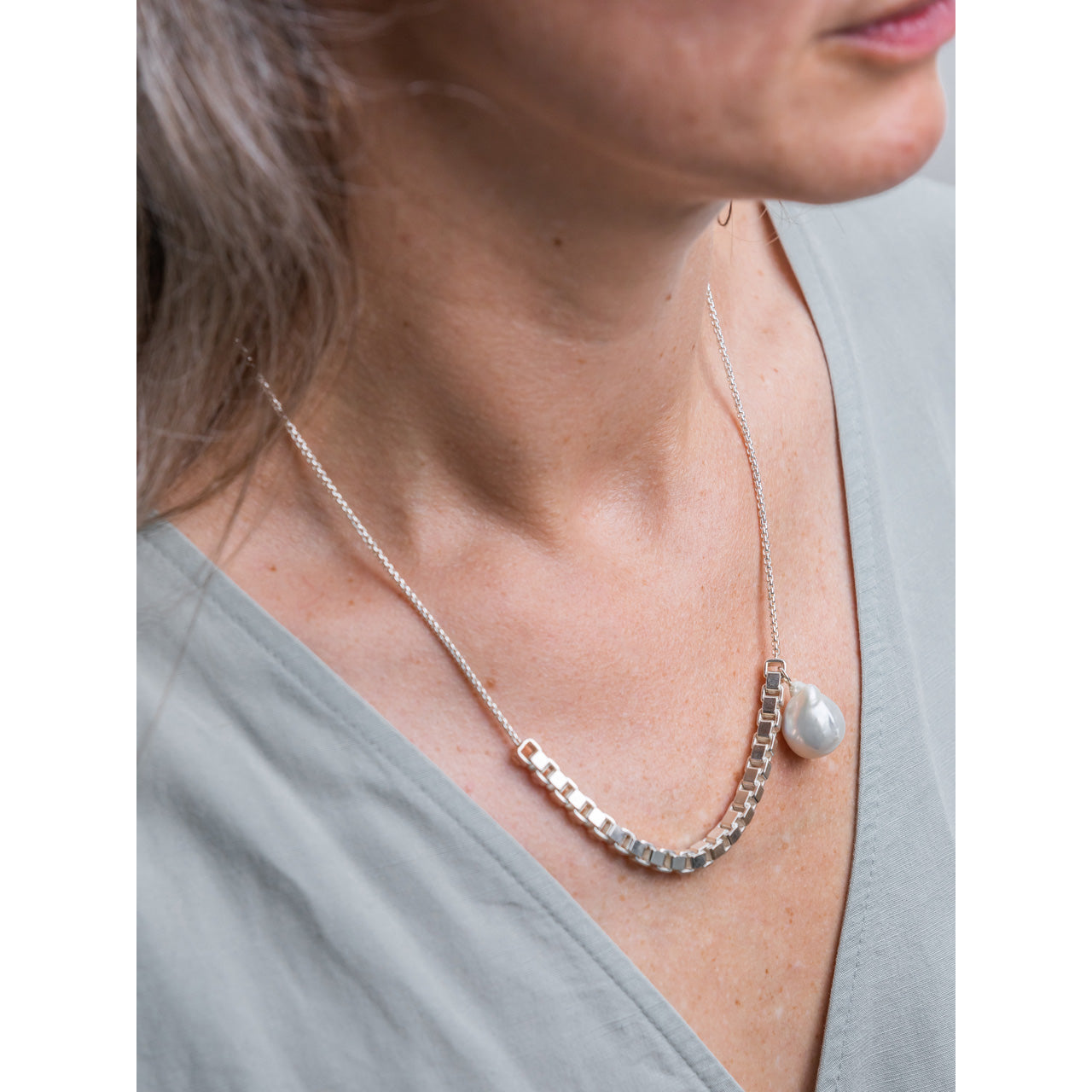 silver statement baroque pearl necklace