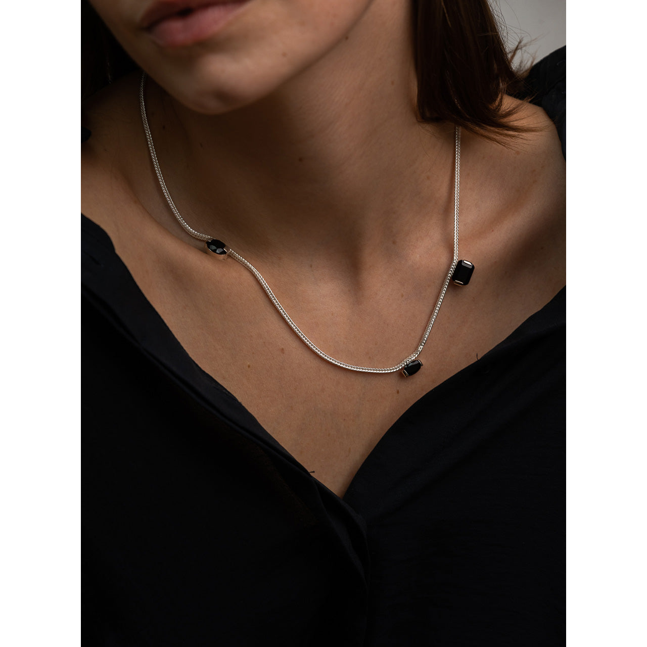 serif necklace with onyx
