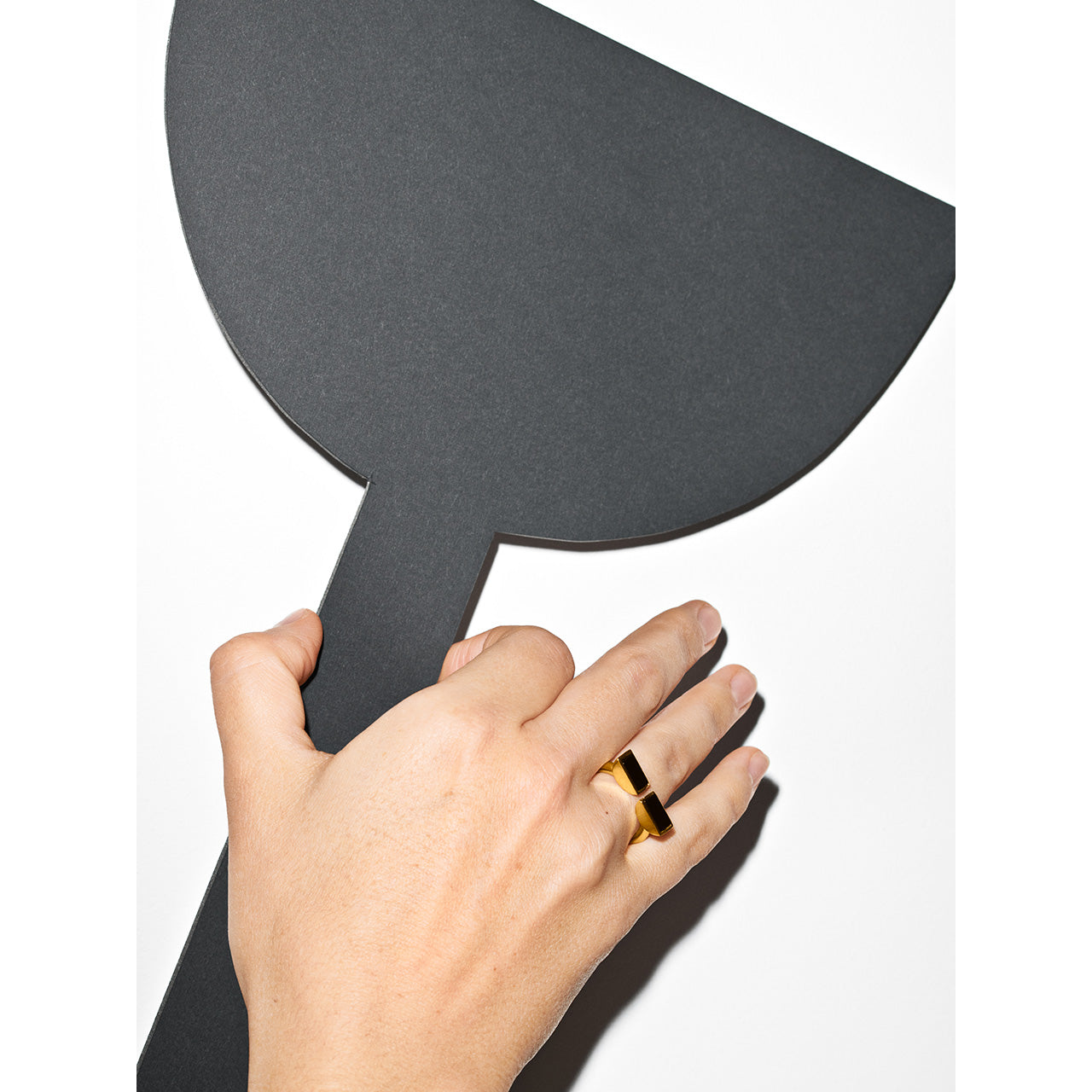 studio collect x stephanie specht - sunglasses ring with onyx