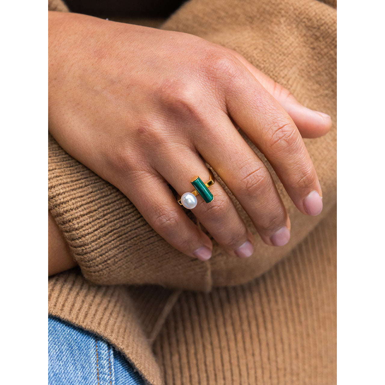 u-shaped pearl malachite ring